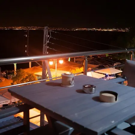 Διαμέρισμα Thermaikos & *